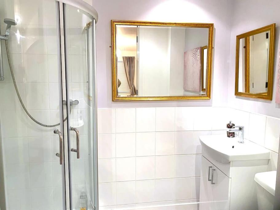 Glenburn, Private Studio Accommodation In フォッシャバーズ エクステリア 写真